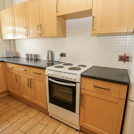 Cumberland House アパート *